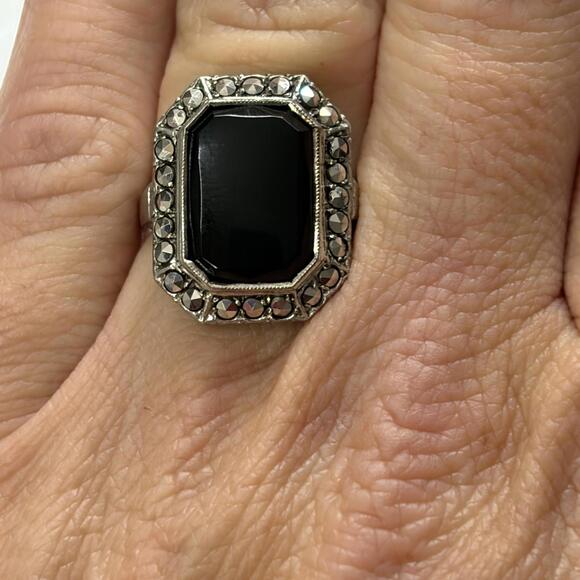 Onyx Marcasite sterling ring sz 6.5 vintage 40s - Picture 6 of 6